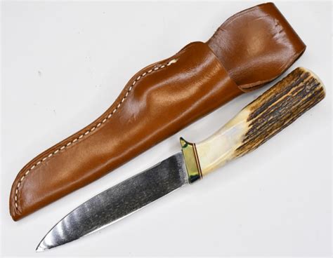 GERBER Vintage 1970's Hunting Knife Fixed Blade Brown Leather Sheath Portland Oregon 97223. . Vintage gerber fixed blade knives